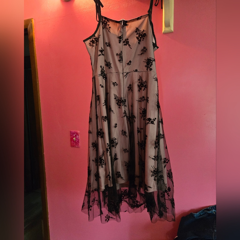SHIEN Spaghetti strap, XL pink maxi dress with floral designs